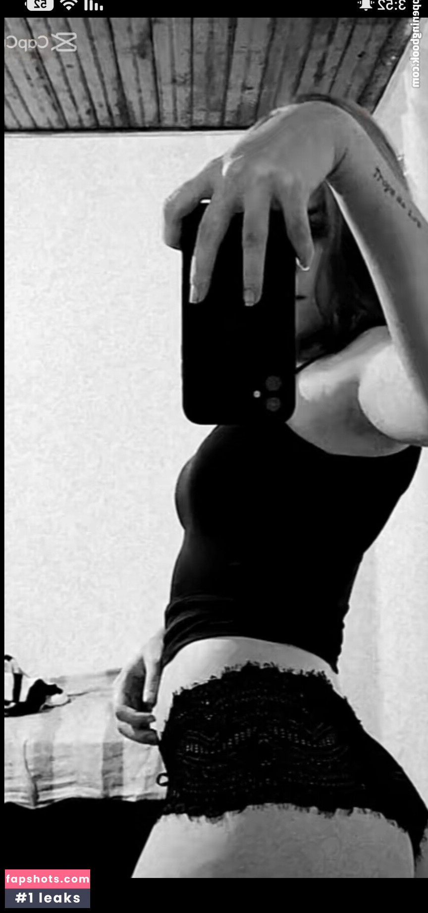 Larissinharp gallery photo #28