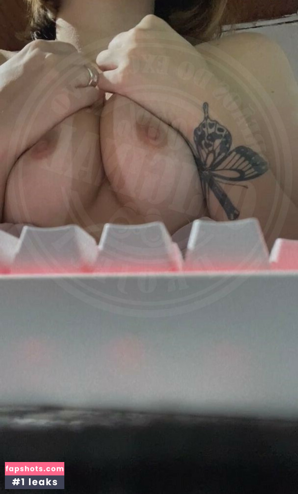 Larissinharp gallery photo #8