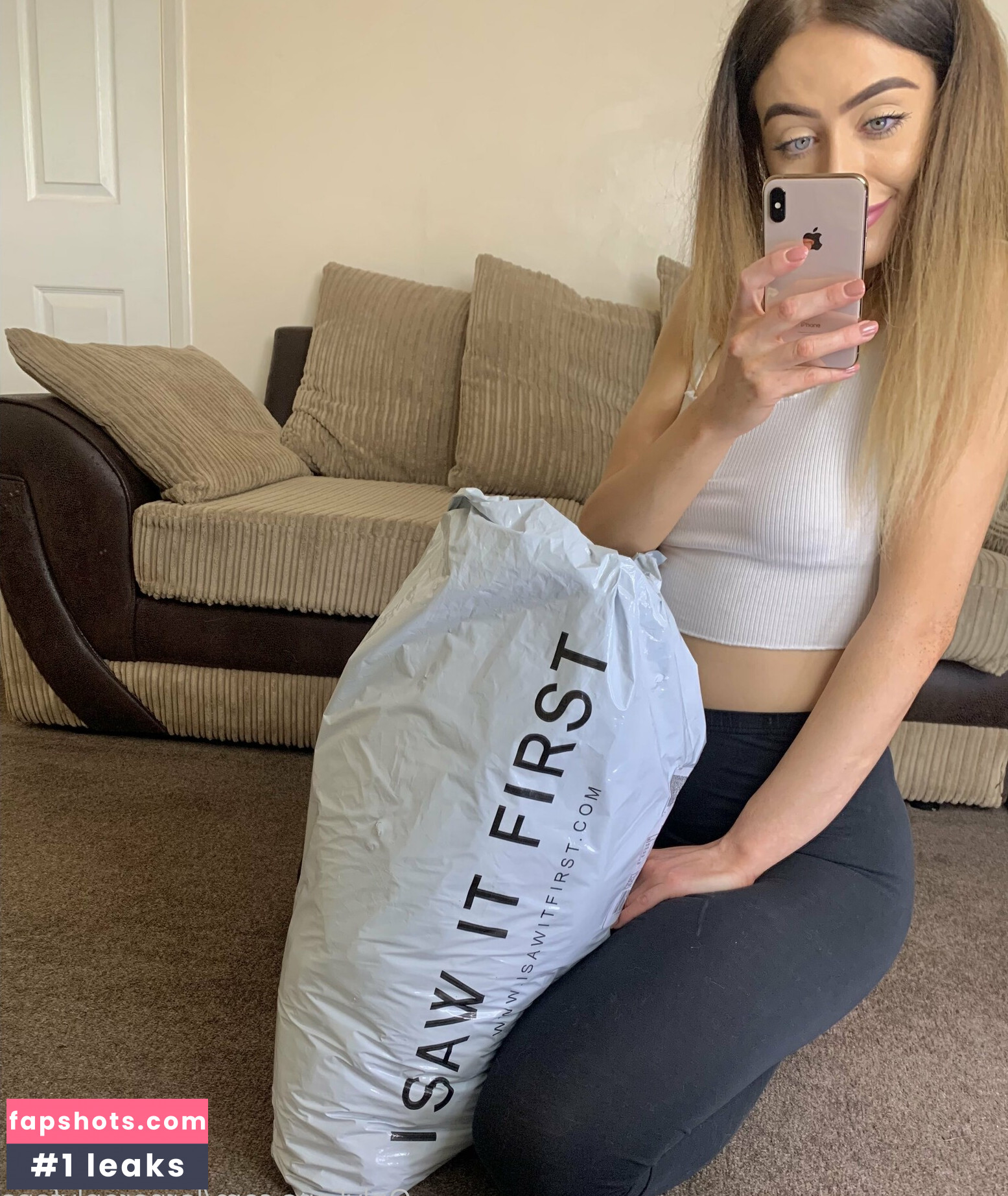 larnaronlyfans Nude Leaks OnlyFans Photos #11 - LeakJerk