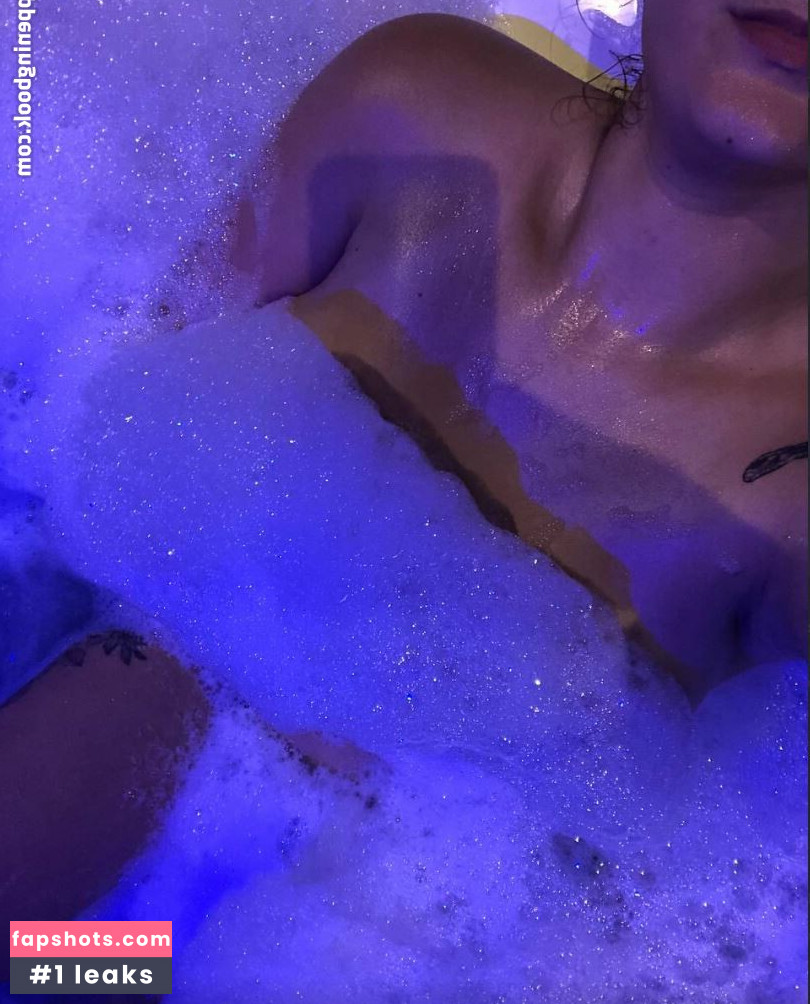 Lary Nascimento gallery photo #44