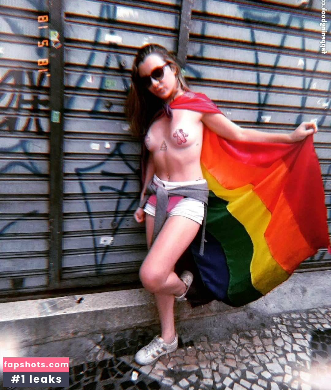 laryfree gallery photo #8