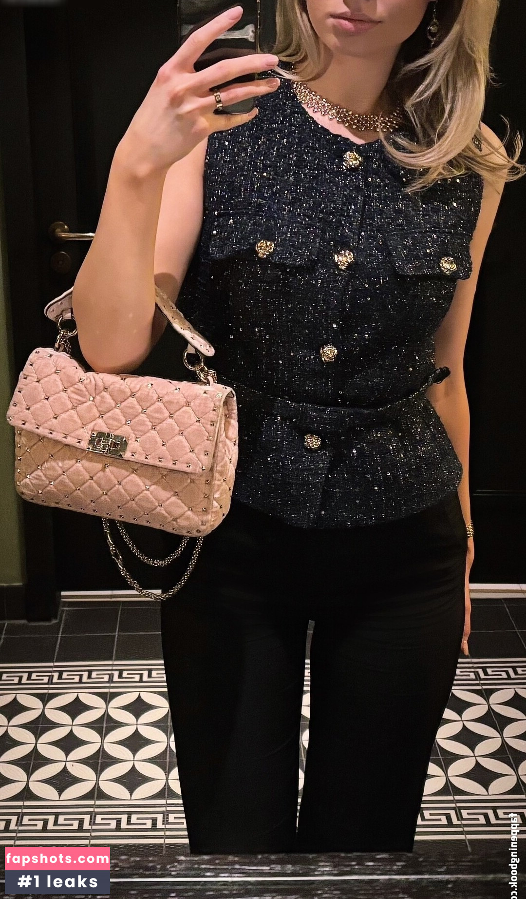 Larysa Salomea gallery photo #2