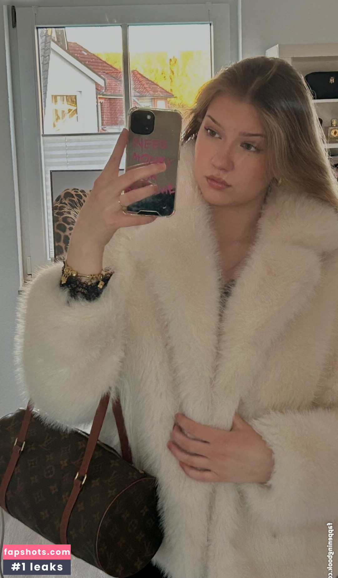 Larysa Salomea gallery photo #6