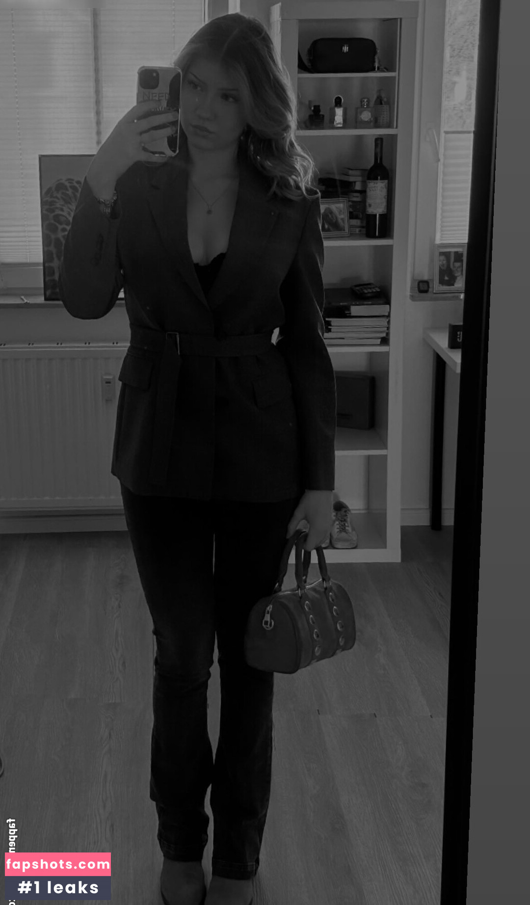 Larysa Salomea gallery photo #8