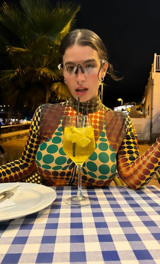 lasirena69-1 gallery photo #843