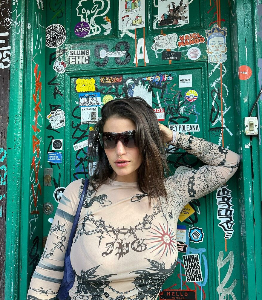 lasirena69-1 gallery photo #957