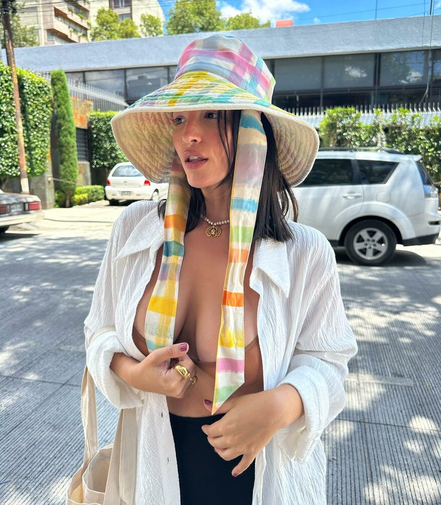 lasirena69-1 gallery photo #958