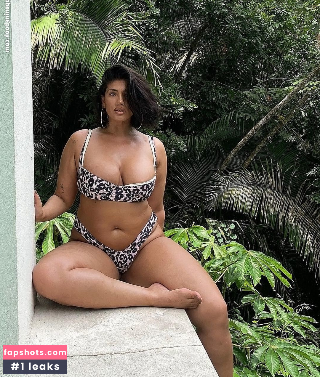 La'Tecia Thomas gallery photo #13