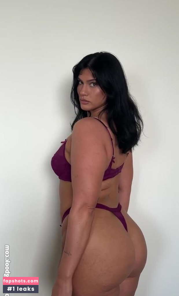 La'Tecia Thomas gallery photo #3