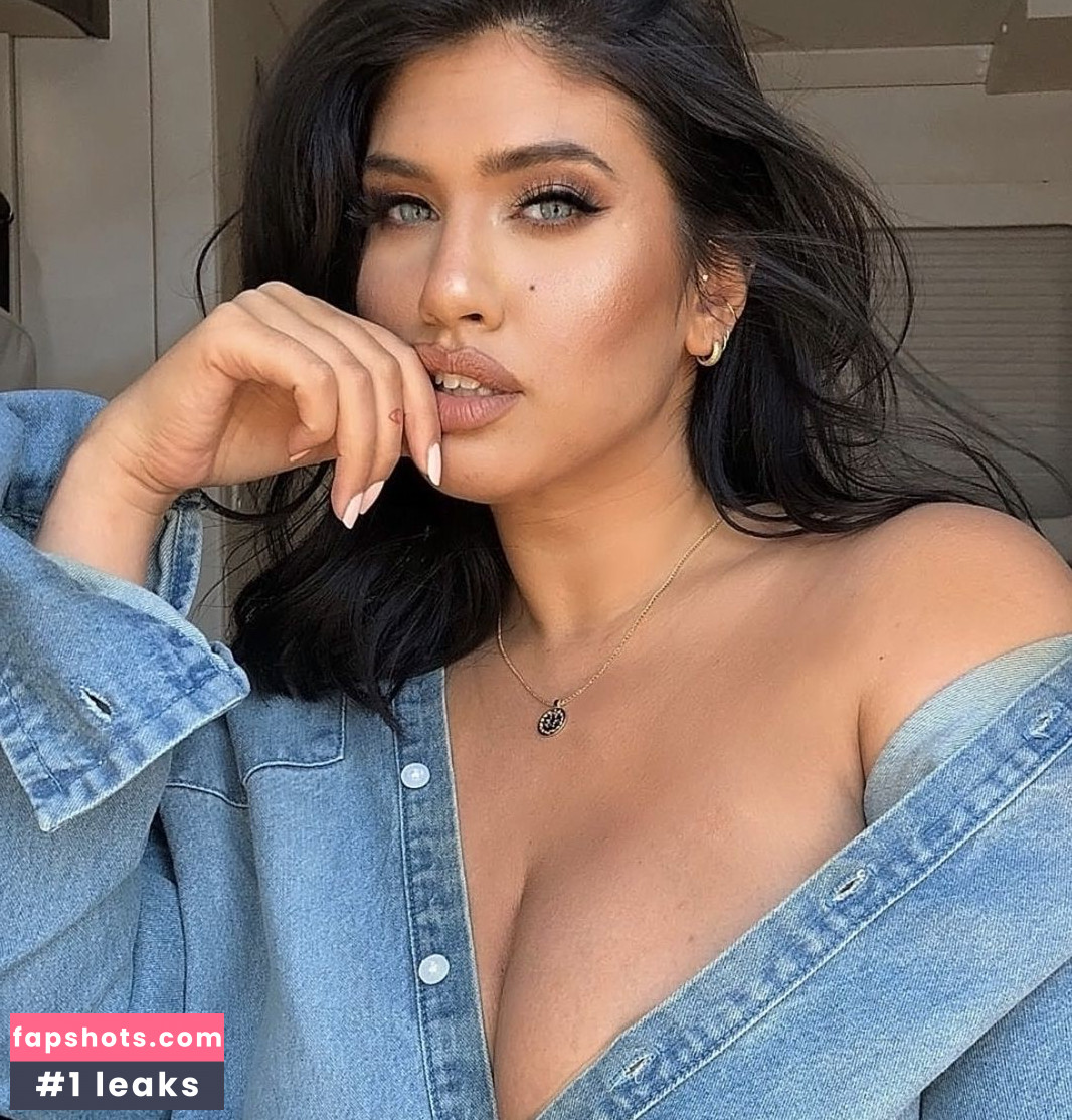 La'Tecia Thomas gallery photo #46