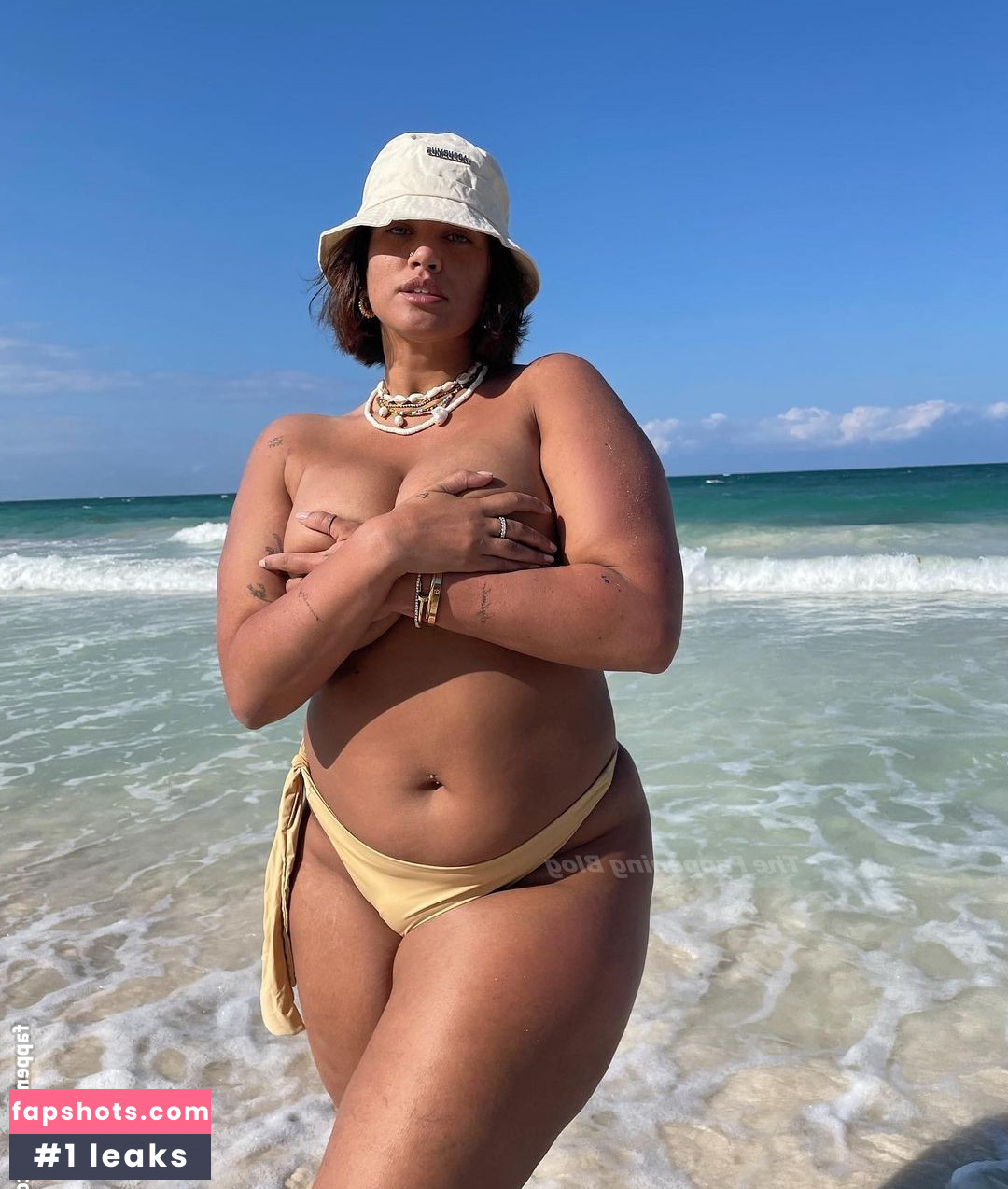 La'Tecia Thomas gallery photo #8