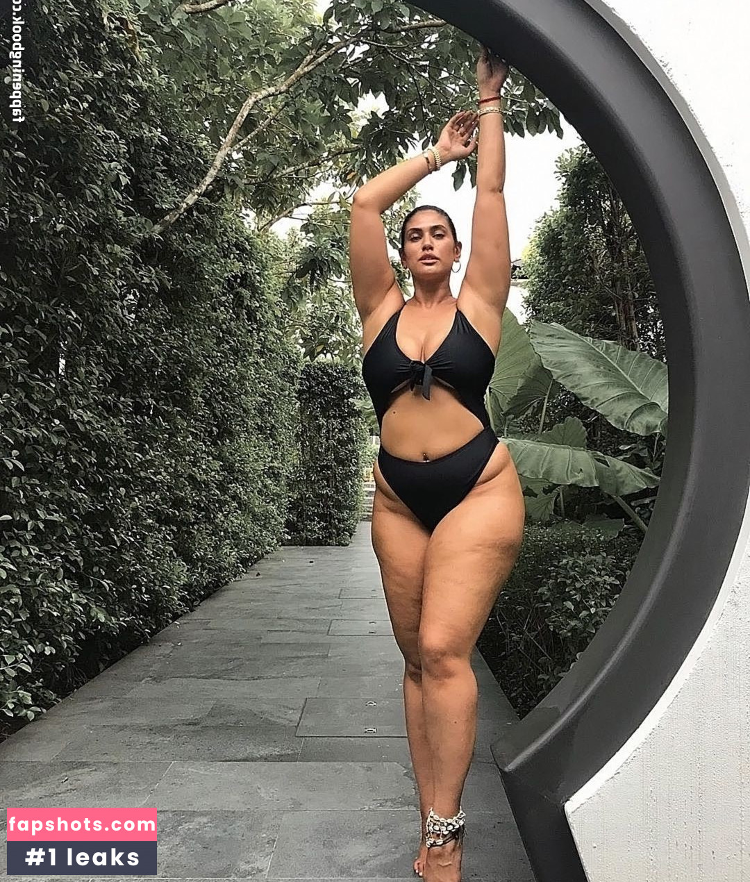 La'Tecia Thomas gallery photo #83