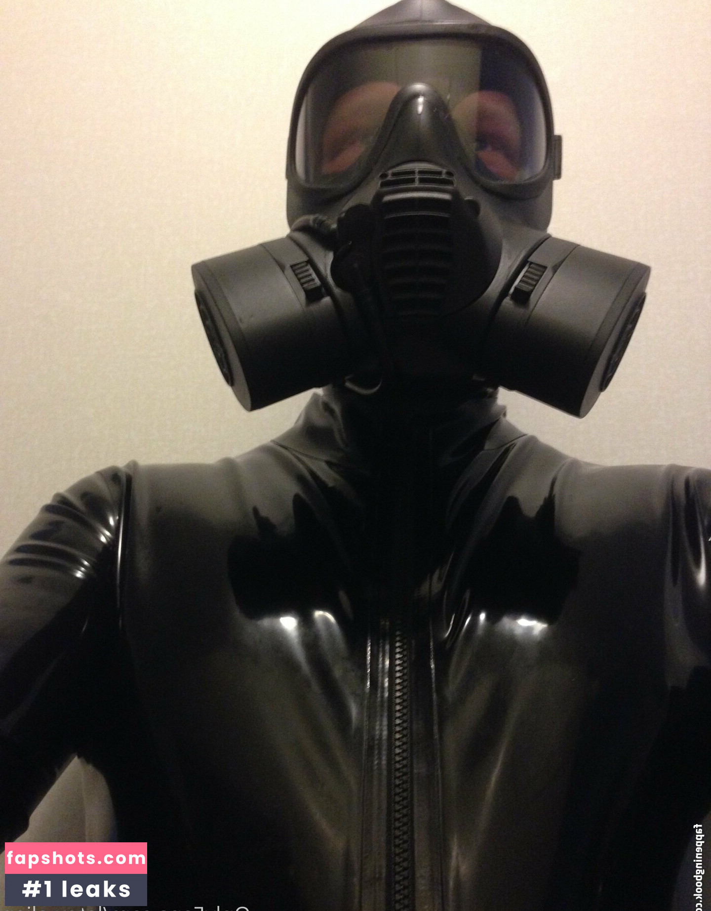 latex-alien Nude Leaks OnlyFans Photos #6 - LeakJerk