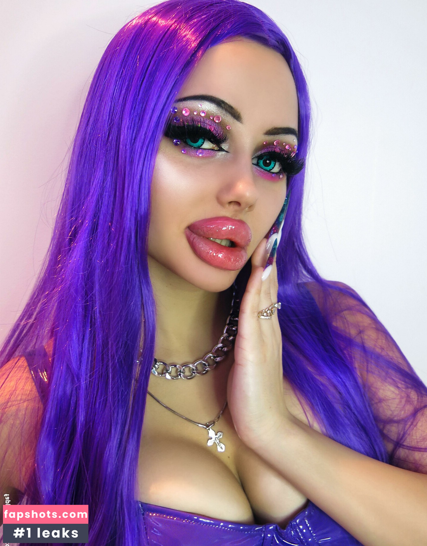 Latex Fetish gallery photo #145