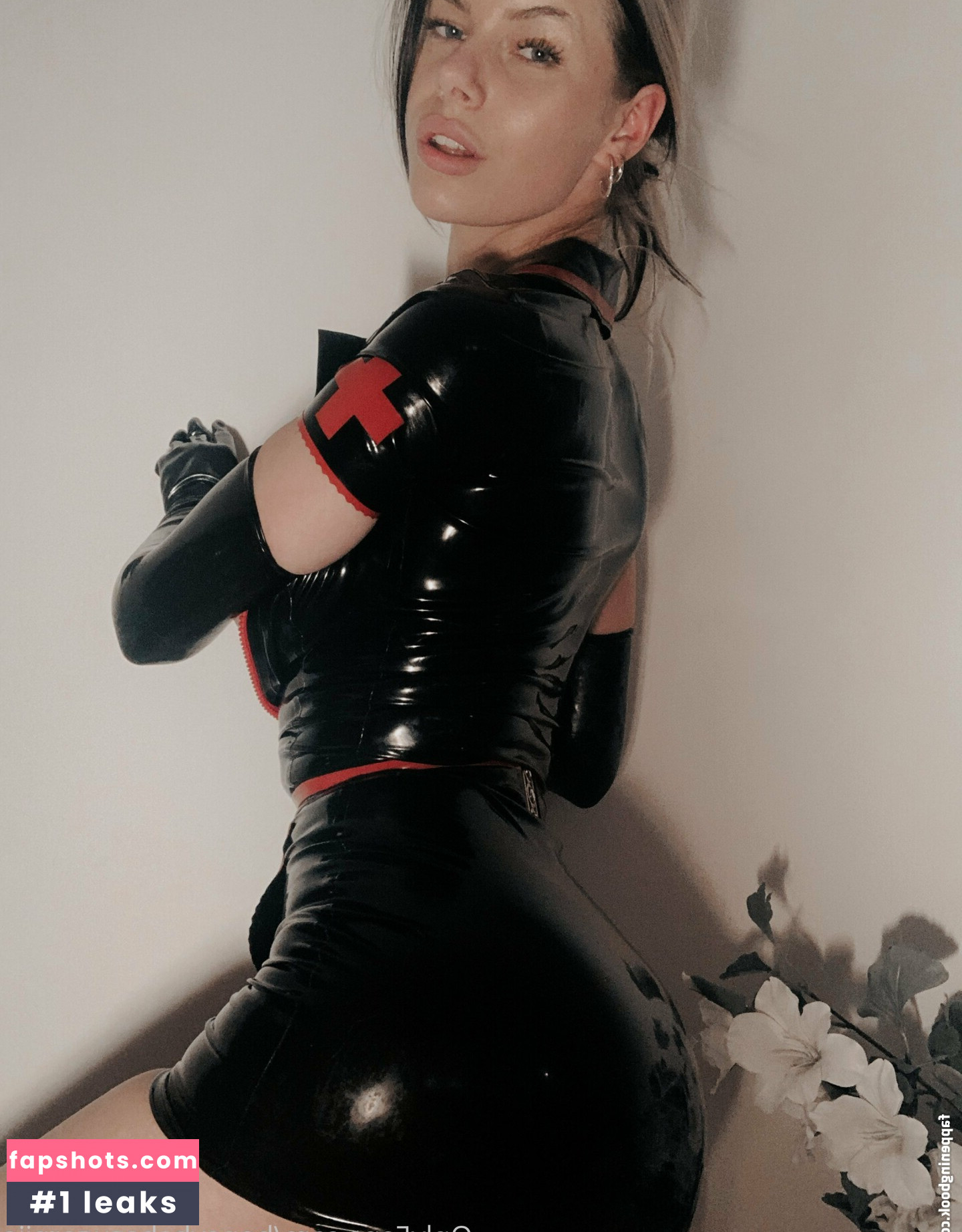 Latex Fetish gallery photo #57