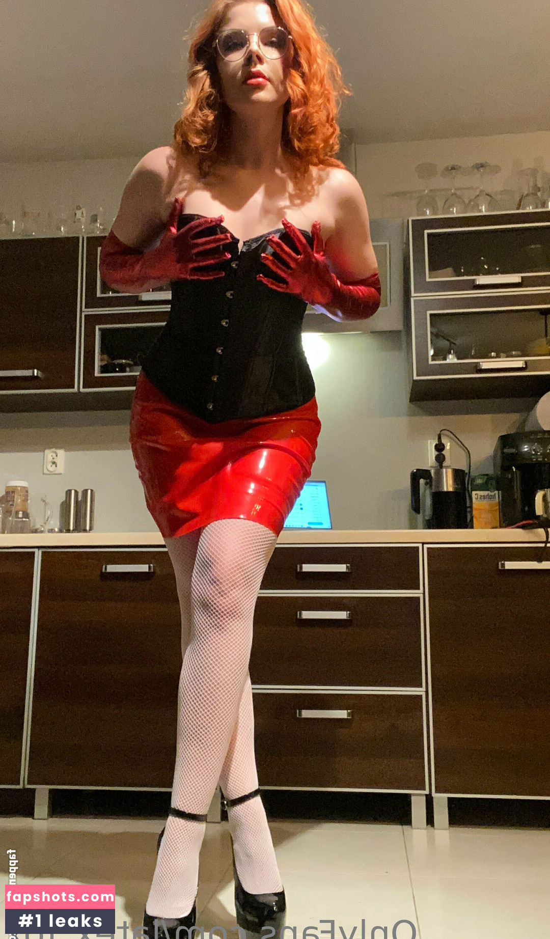 latex_fox gallery photo #15