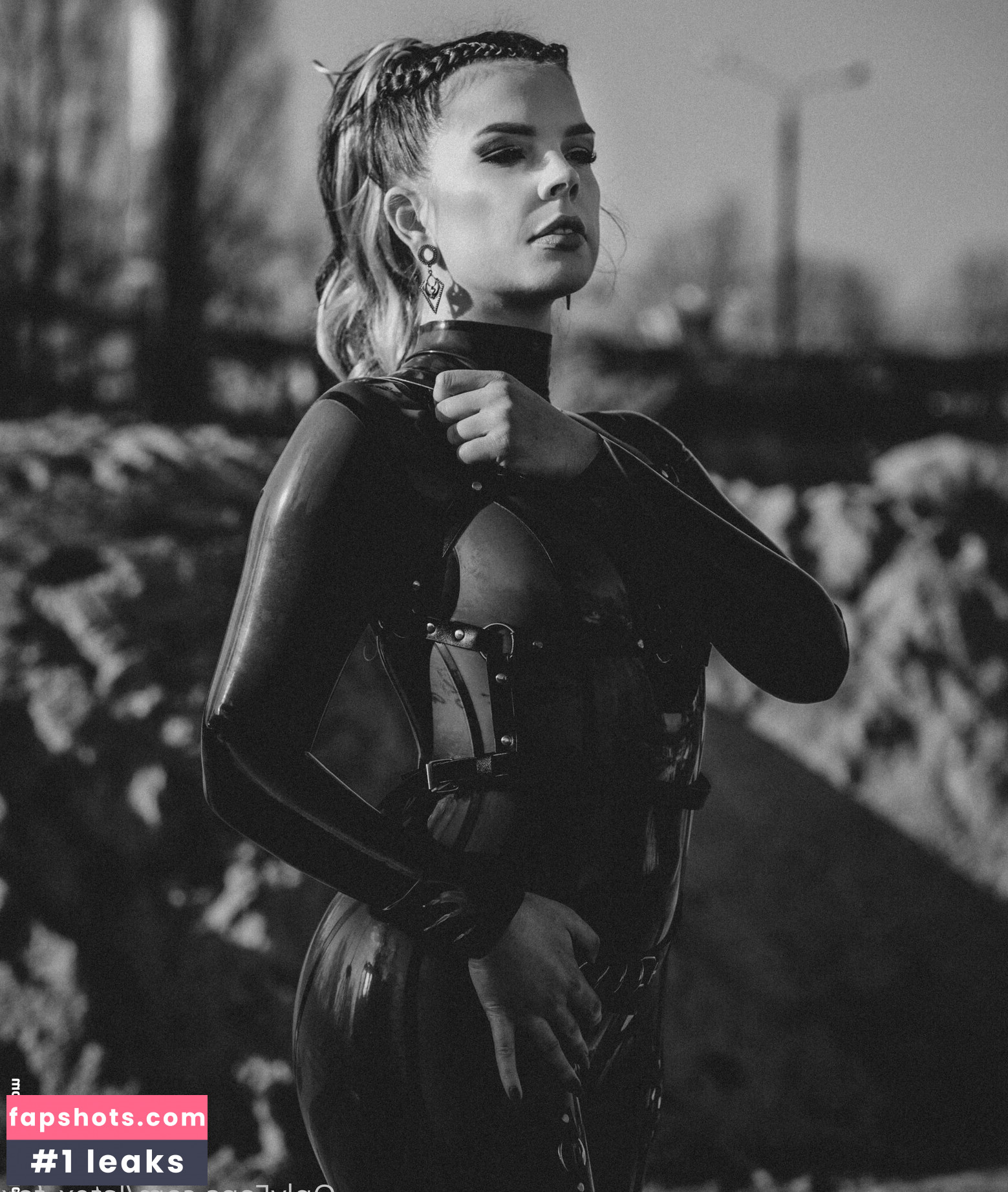 latex_fox gallery photo #18