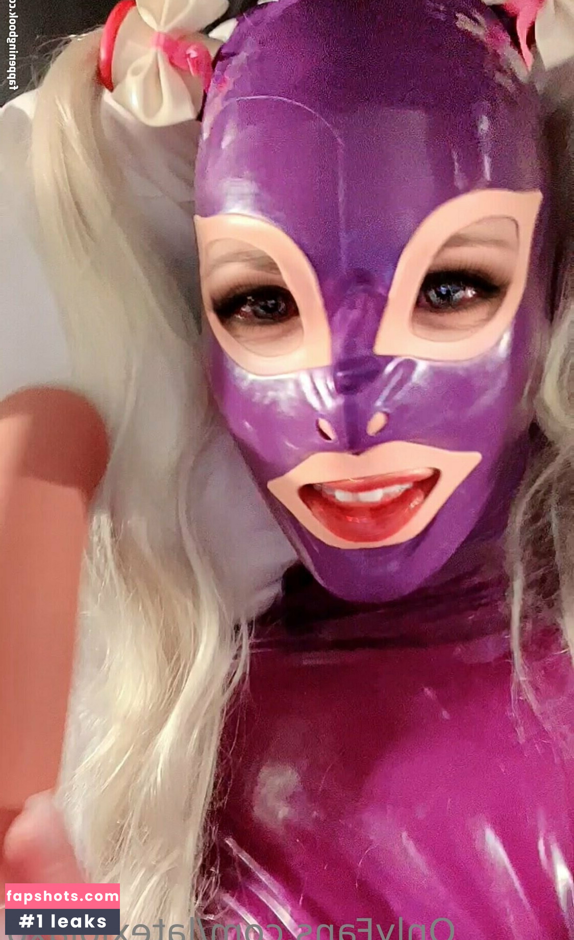 latexlolaxo Nude Leaks OnlyFans Photos #7 - Fapshots
