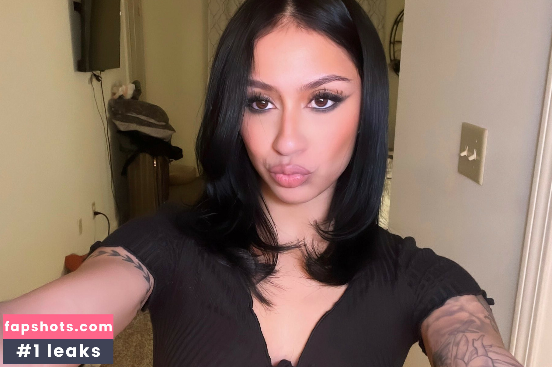 Latina Beauties gallery photo #12