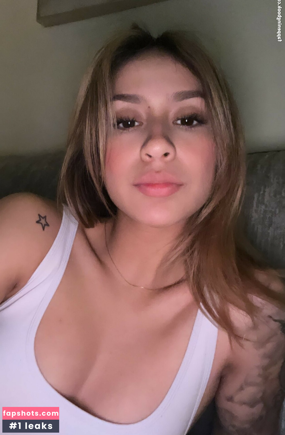 Latina Beauties gallery photo #20