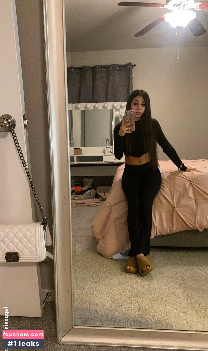 Latina Beauties gallery photo #35