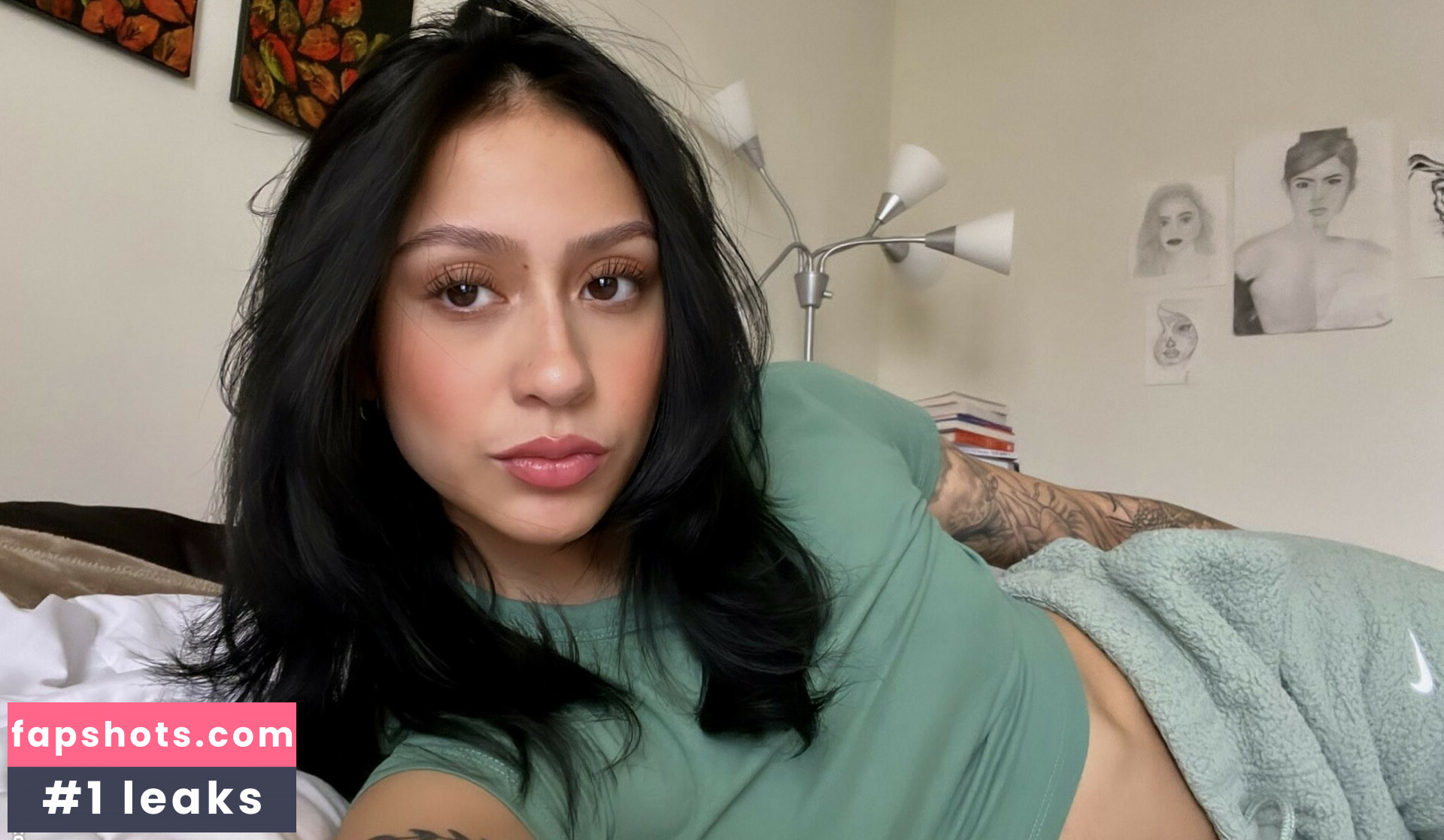 Latina Beauties gallery photo #5