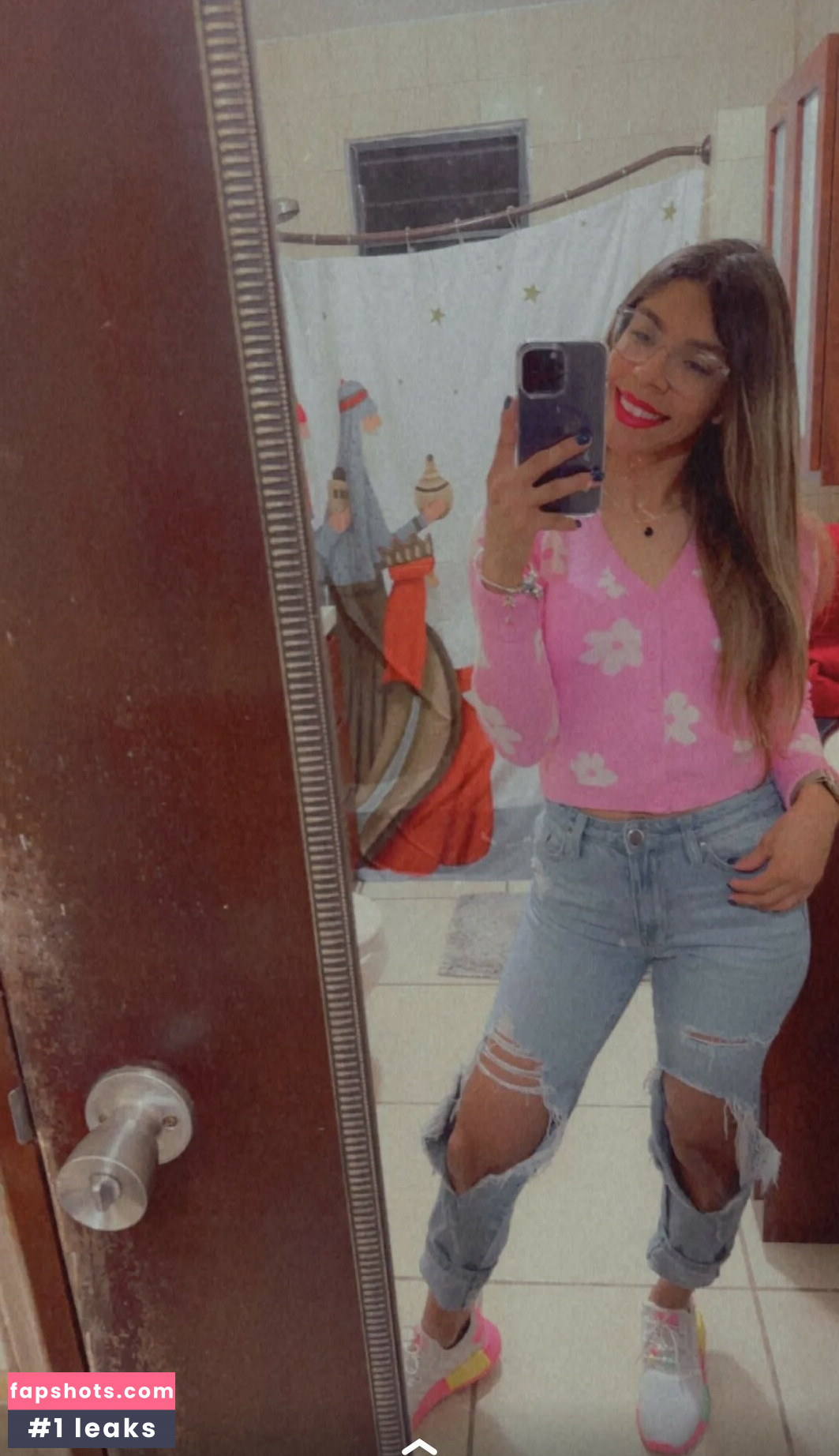 Latina Beauties gallery photo #56