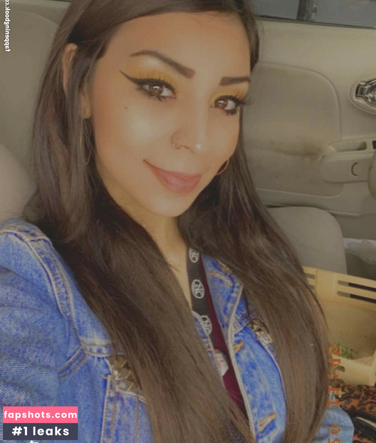 Latina Beauties gallery photo #74