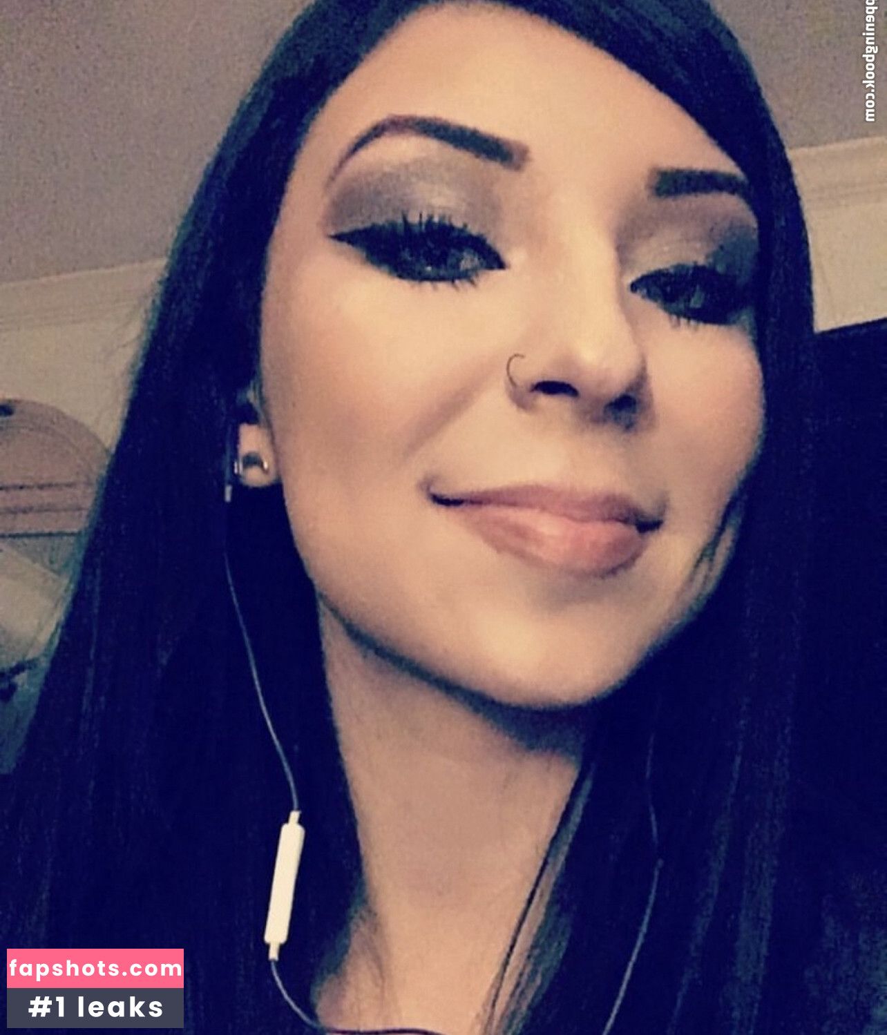 Latina Beauties gallery photo #97