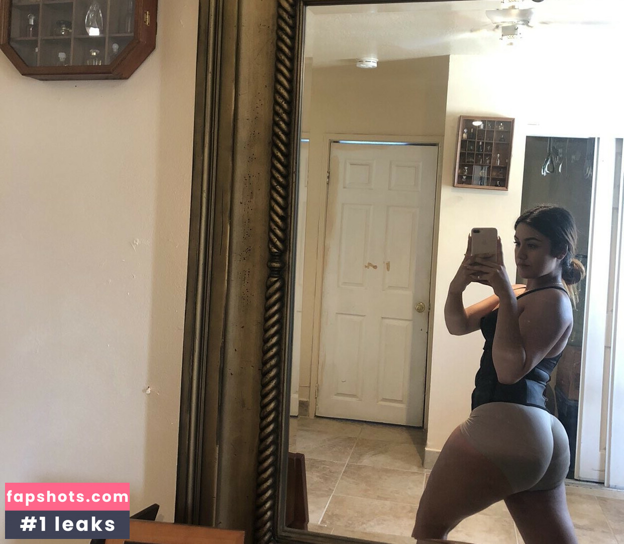 Latina California Girl gallery photo #28