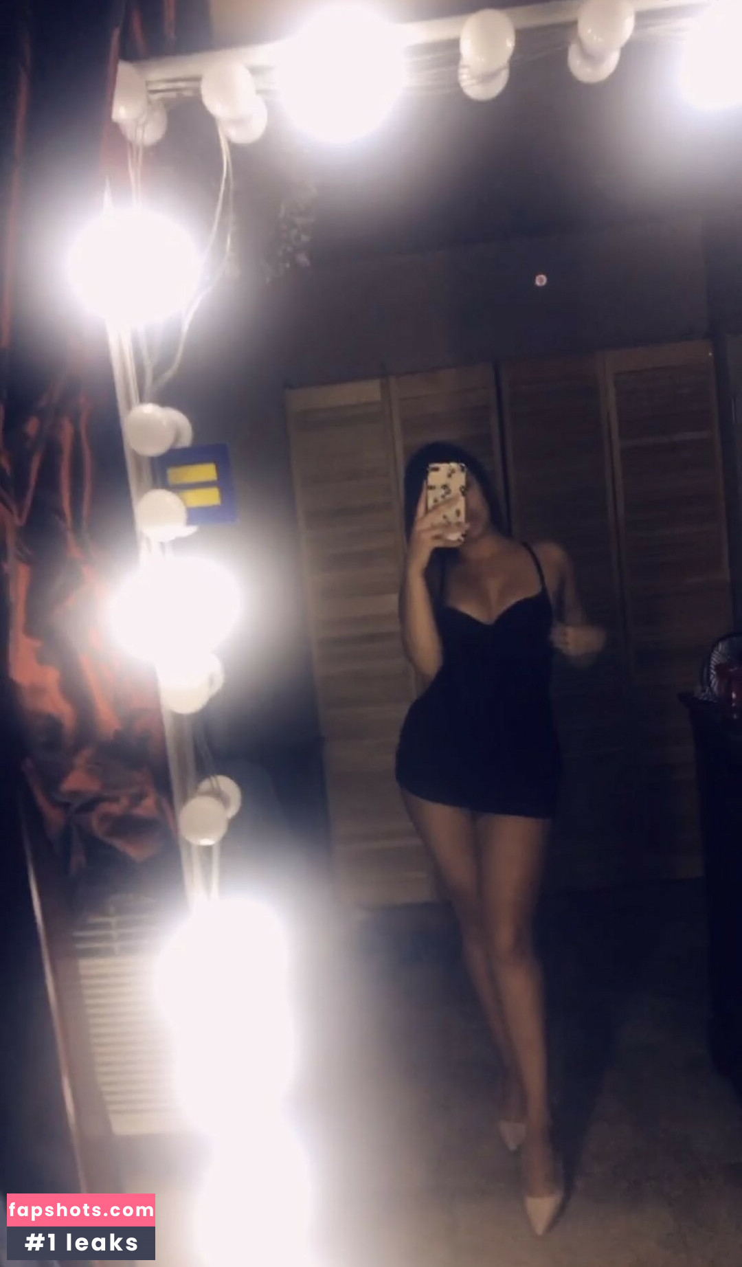 Latina California Girl gallery photo #7