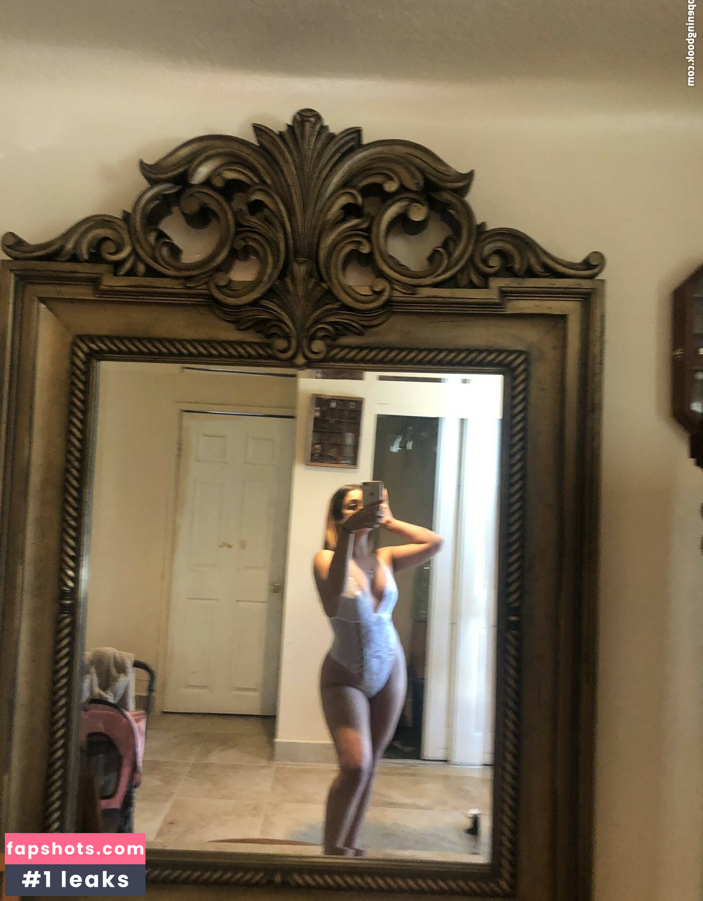 Latina California Girl gallery photo #9