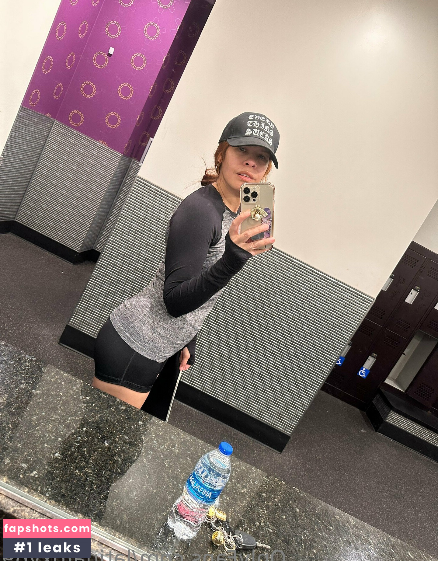 latinafoxy69 gallery photo #20