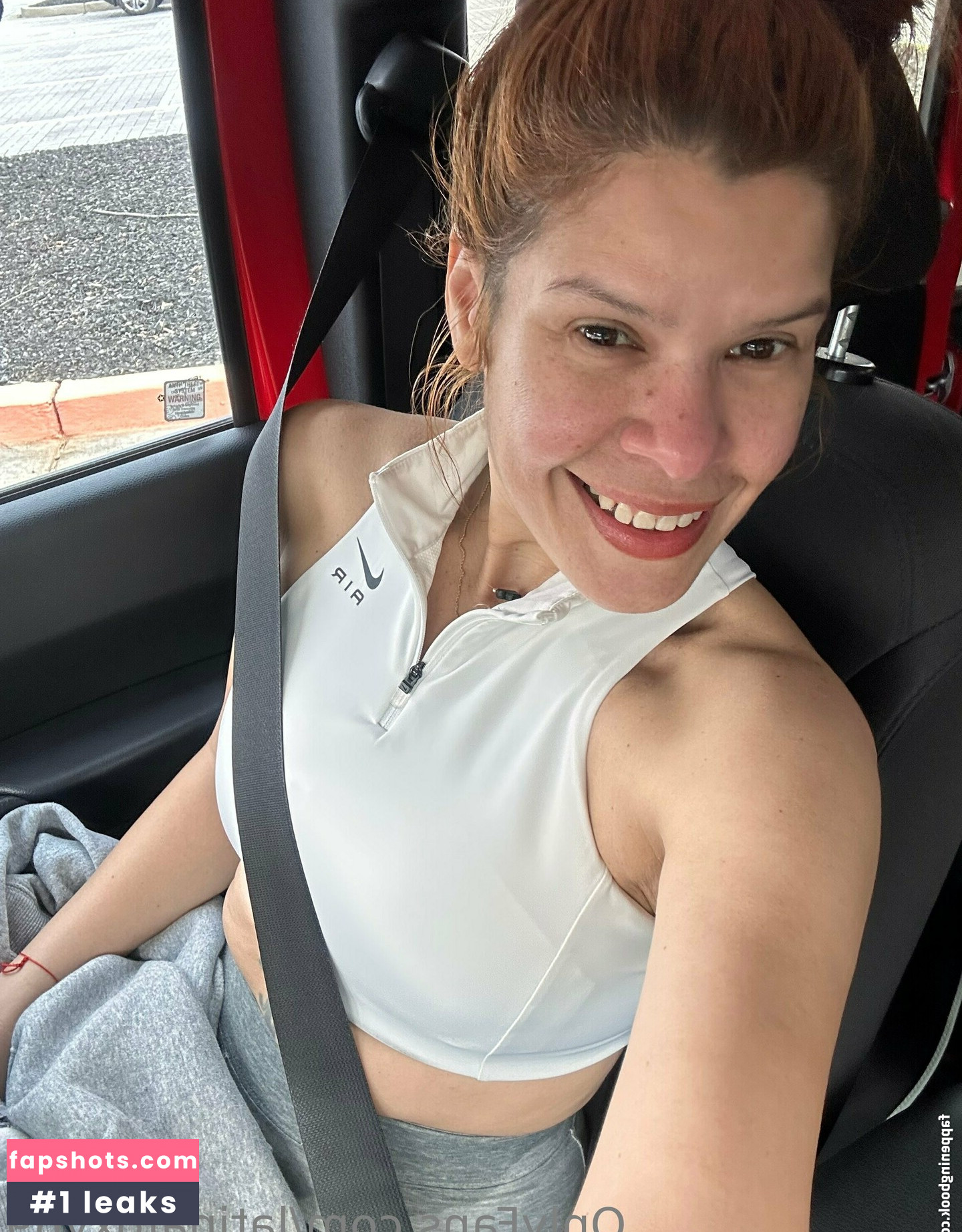 latinafoxy69 gallery photo #41