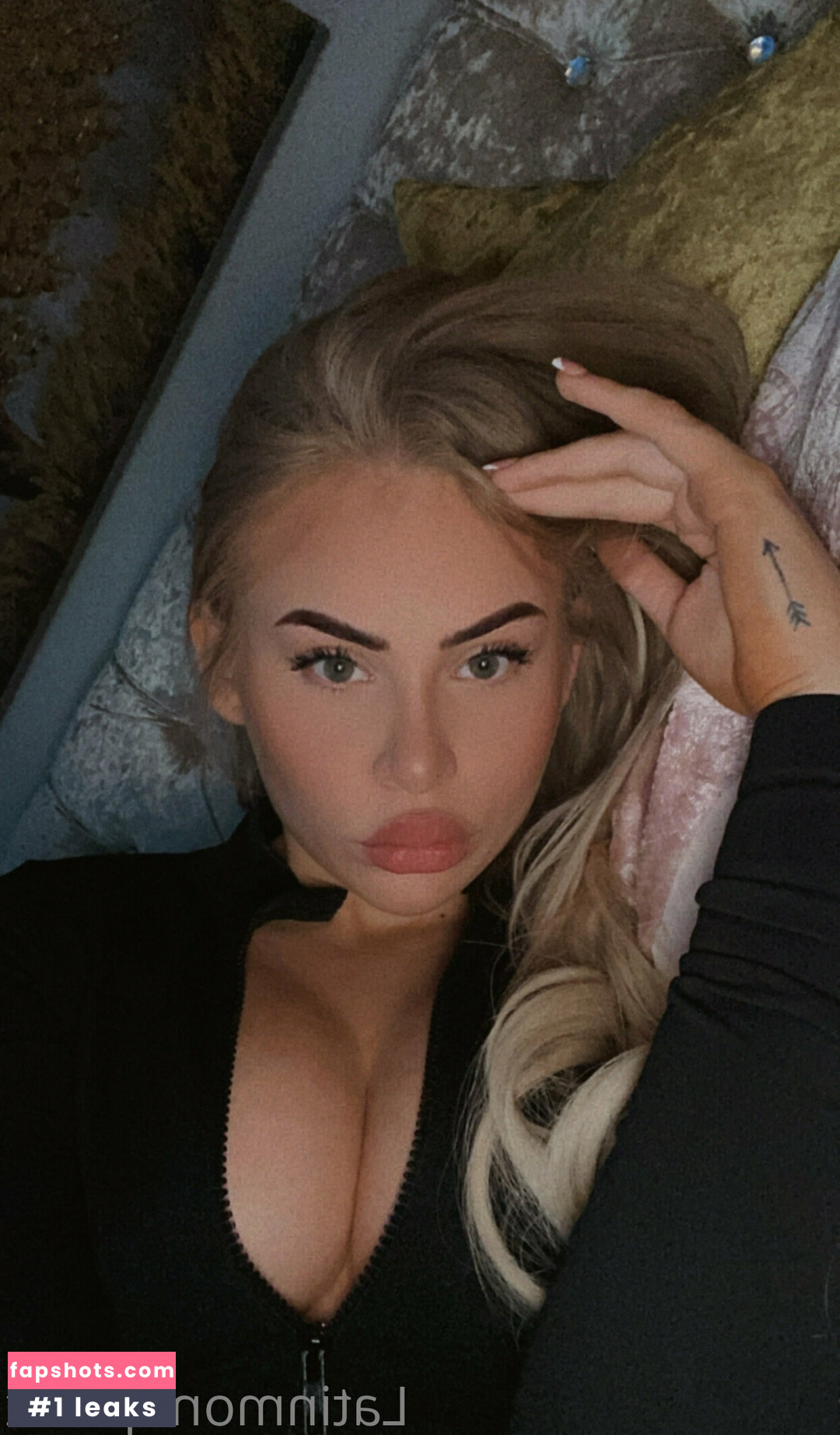 latinmoniquexx Nude Leaks OnlyFans Photos #9 - LeakJerk