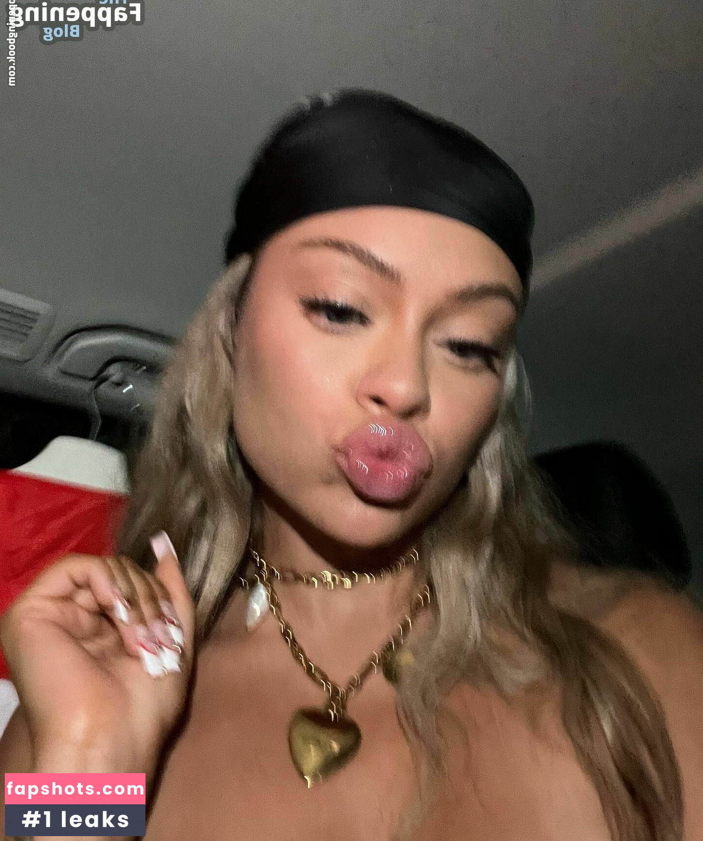 Latto gallery photo #16