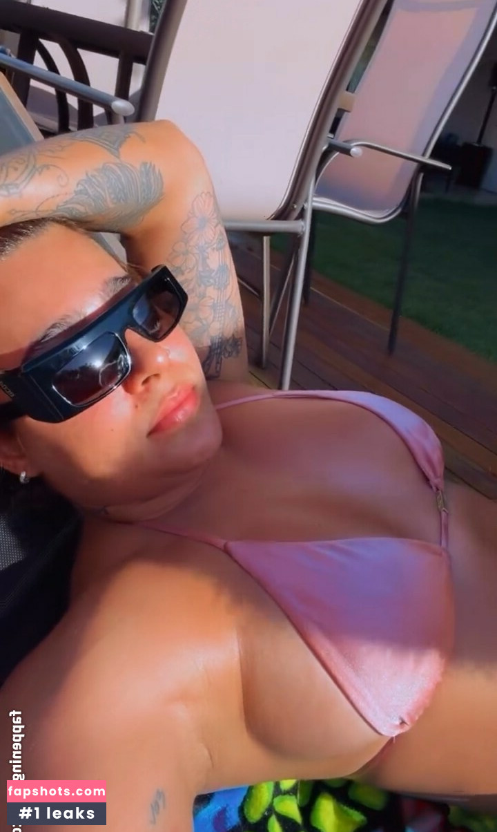 Lauana Prado gallery photo #6