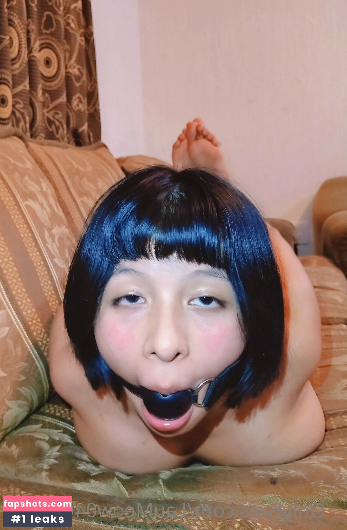 LauMeow gallery photo #38