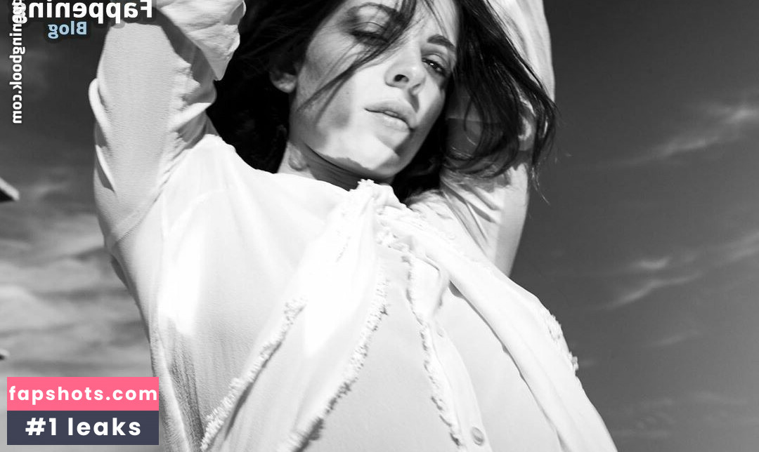 Laura Adriani Nude Leaks OnlyFans Photos #35 - LeakJerk