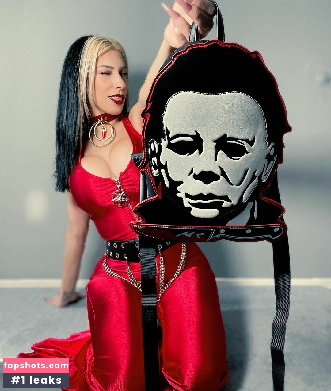 Laura Amuyus gallery photo #6