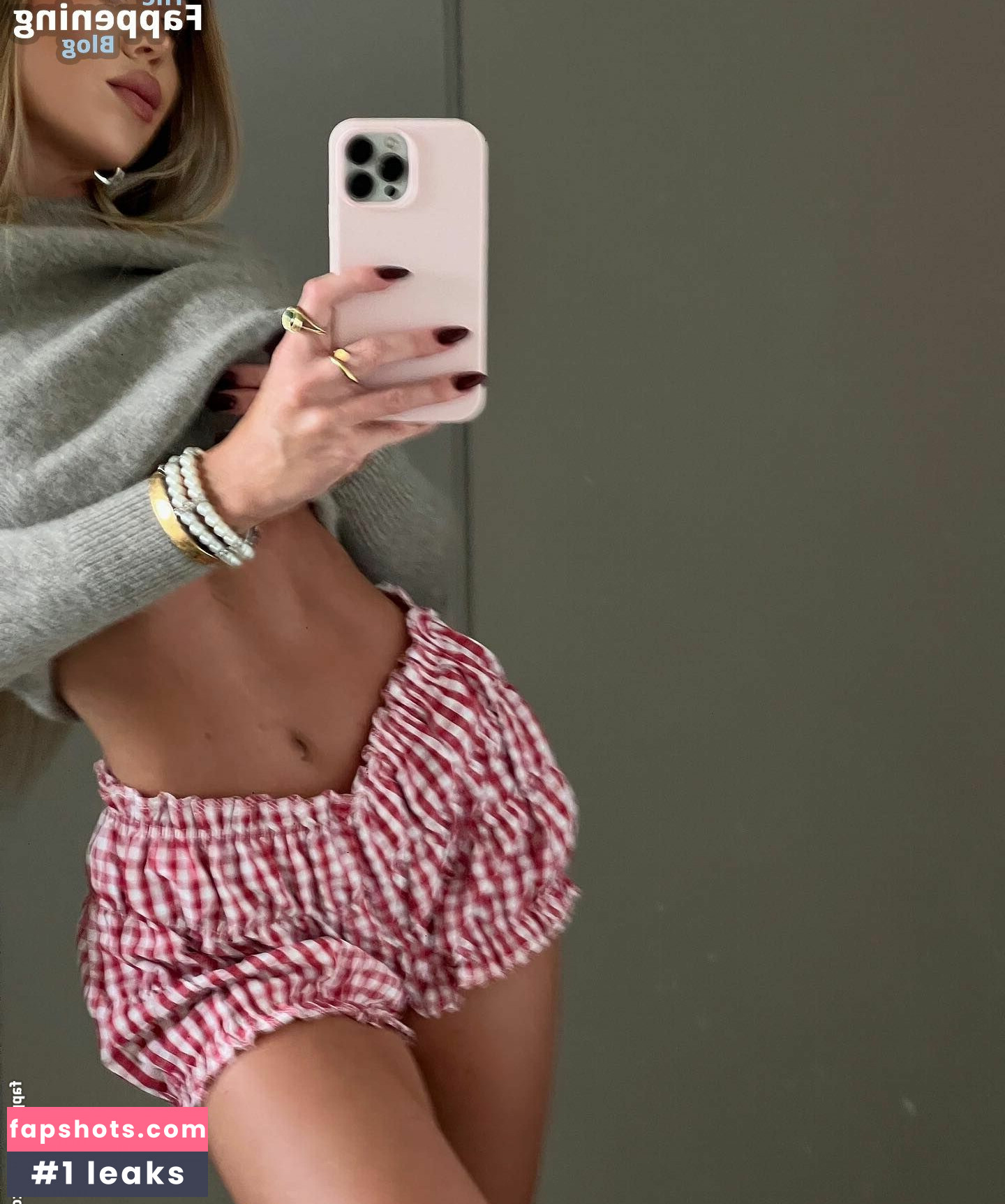 Laura Amy gallery photo #11