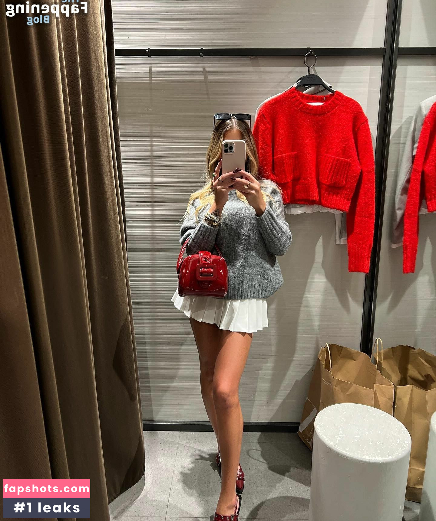 Laura Amy gallery photo #3