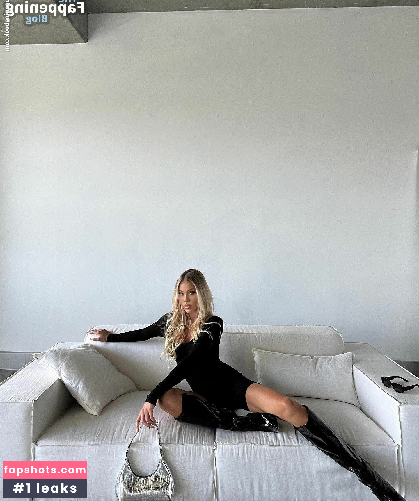 Laura Amy gallery photo #32