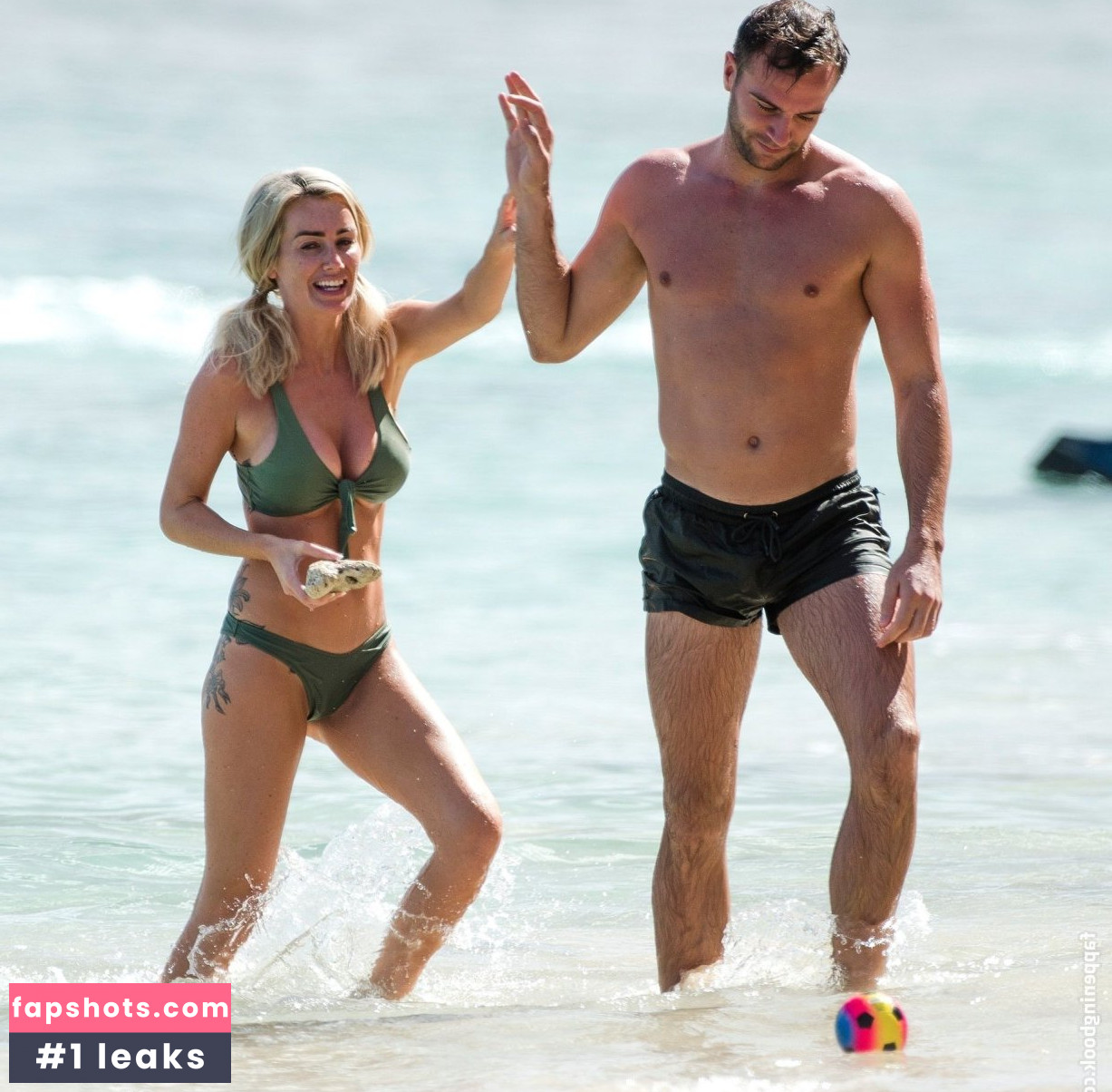 Laura Anderson gallery photo #403