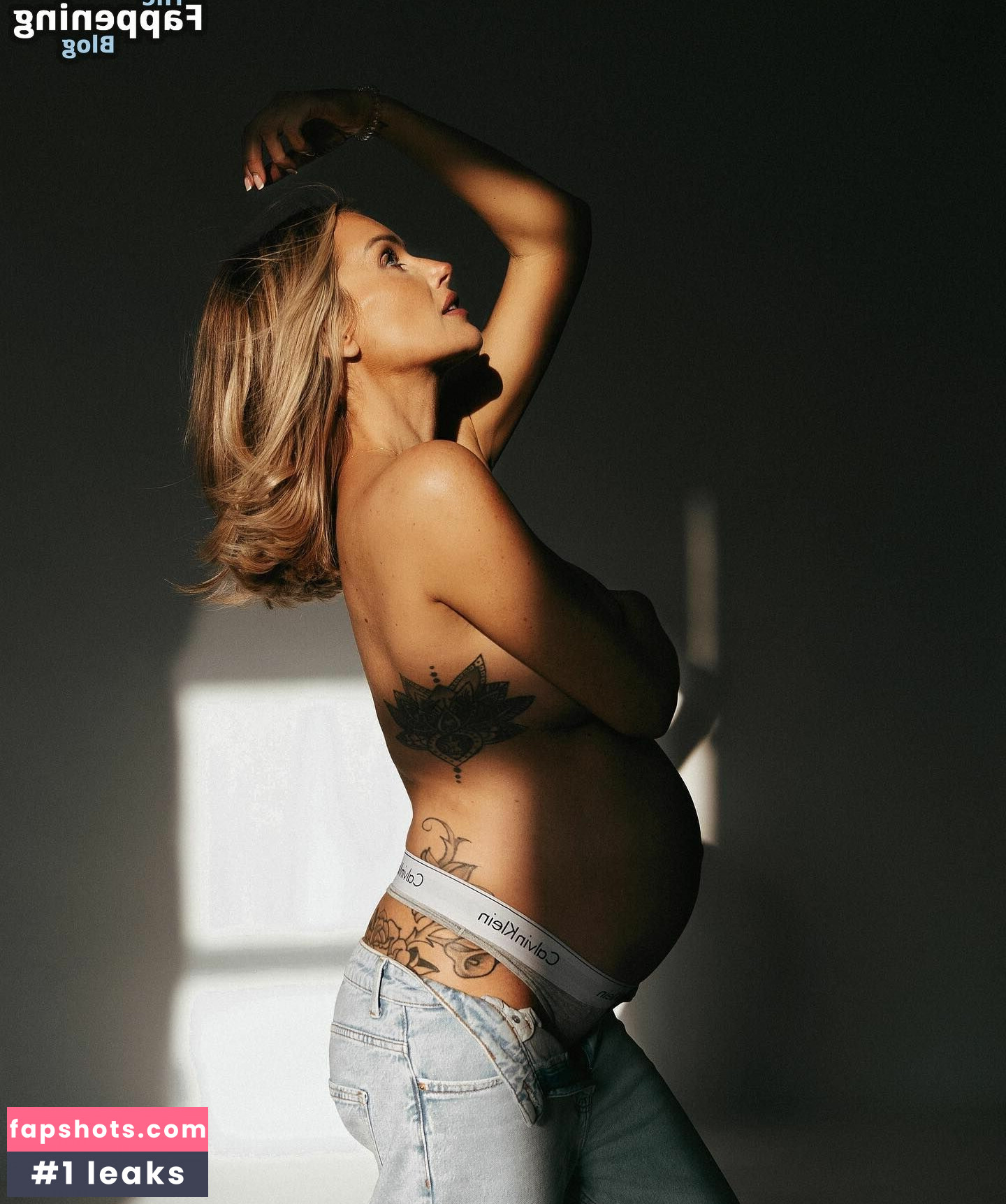 Laura Anderson gallery photo #8