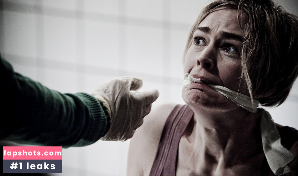 Laura Bach gallery photo #42