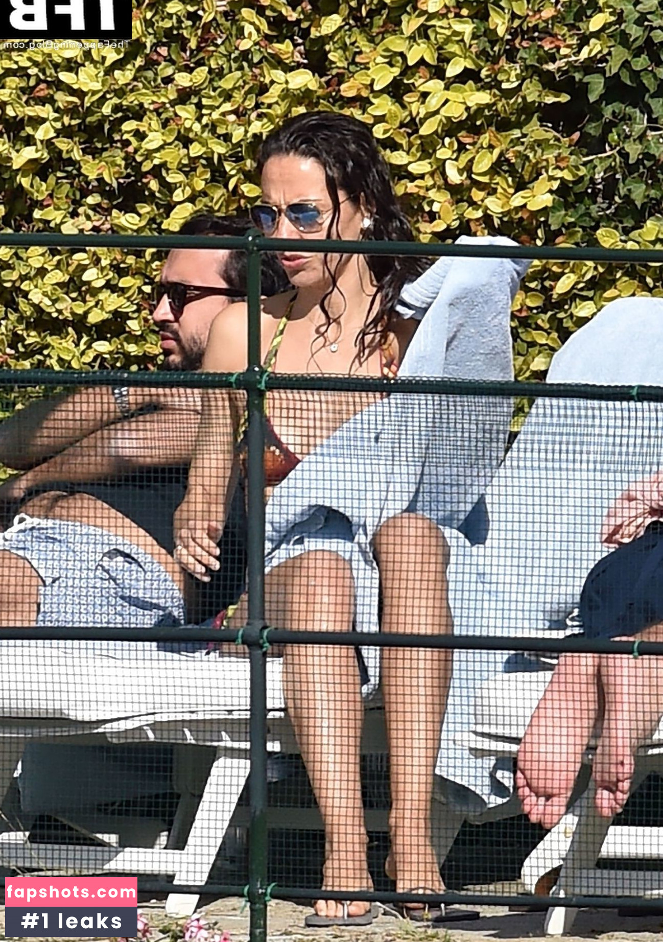 Laura Barriales gallery photo #3