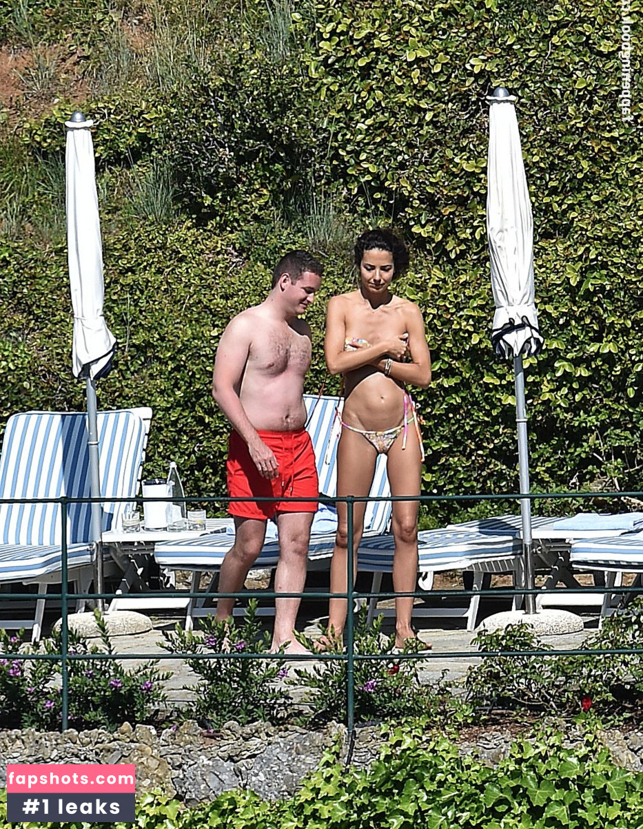 Laura Barriales gallery photo #45