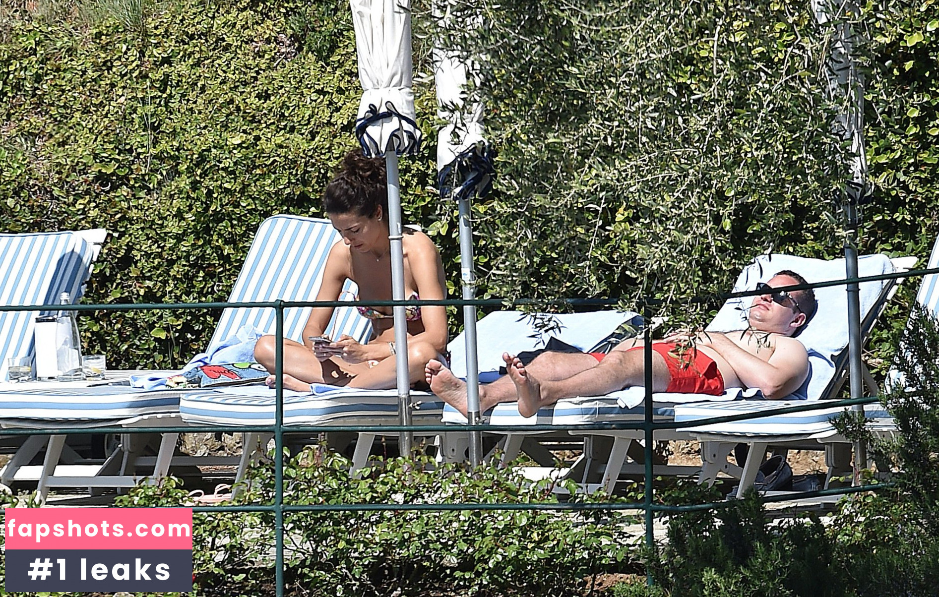 Laura Barriales gallery photo #52