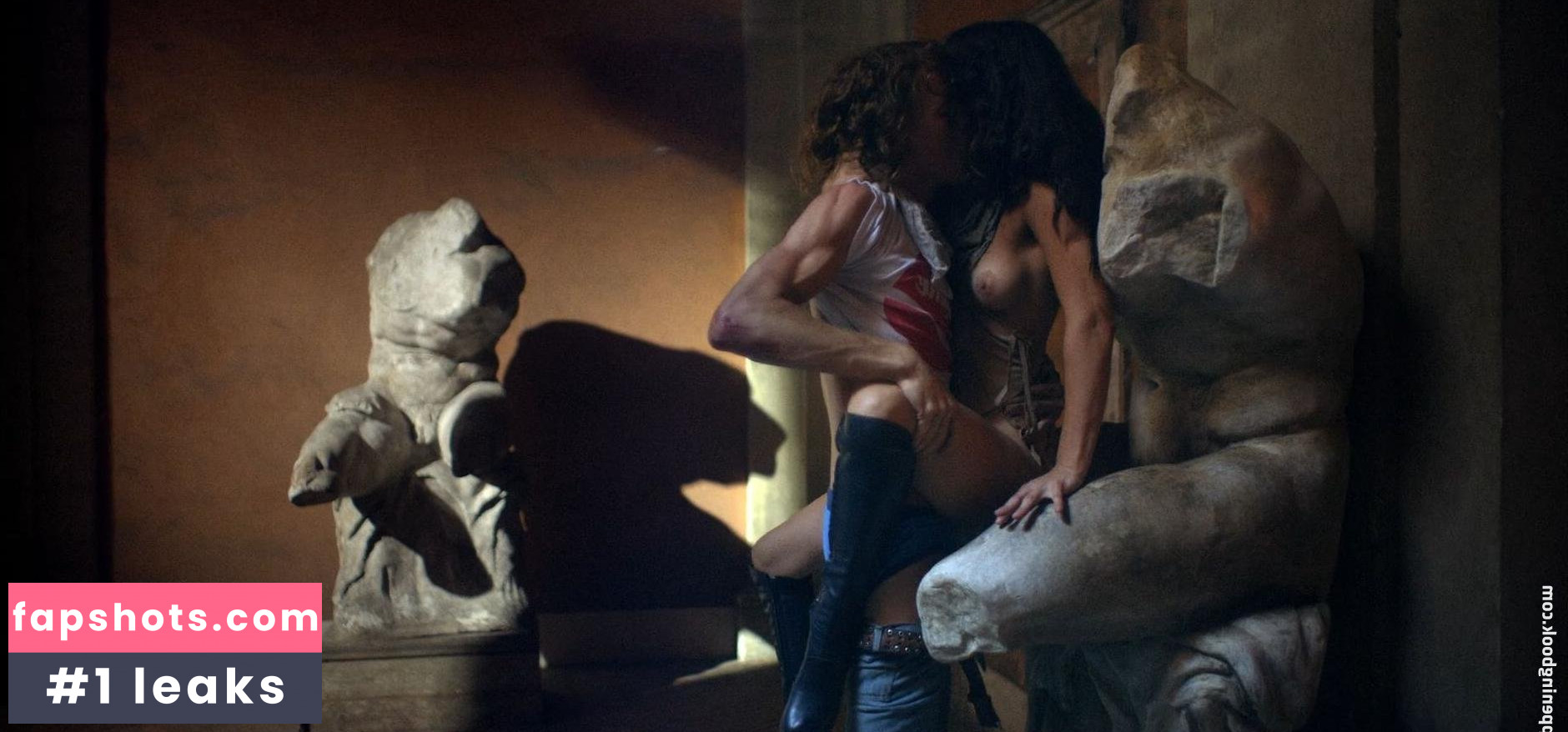 Laura Bellini Filtración Desnuda OnlyFans Foto #11 - Fapshots